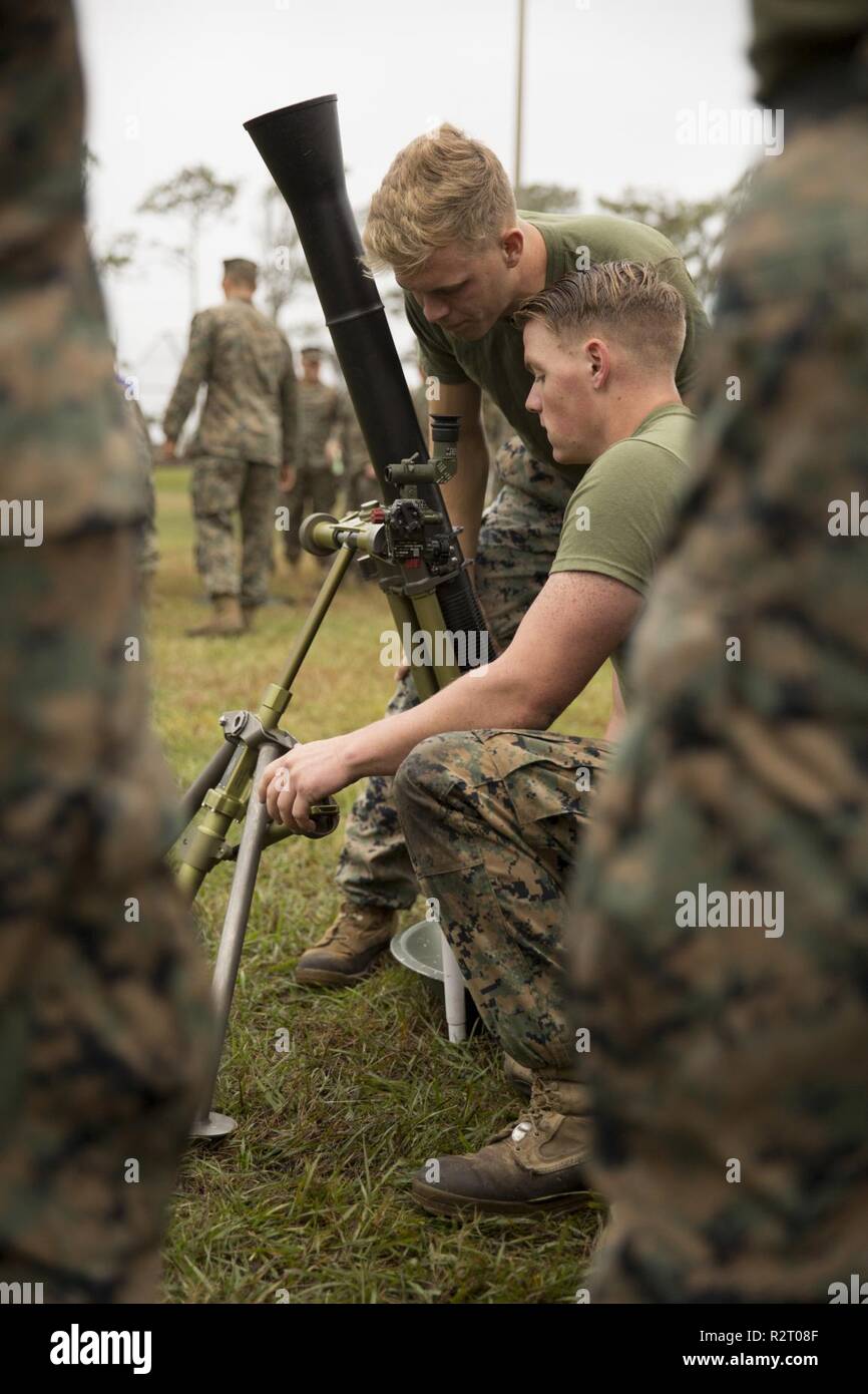 Military weapons alignment hi-res stock photography and images - Alamy