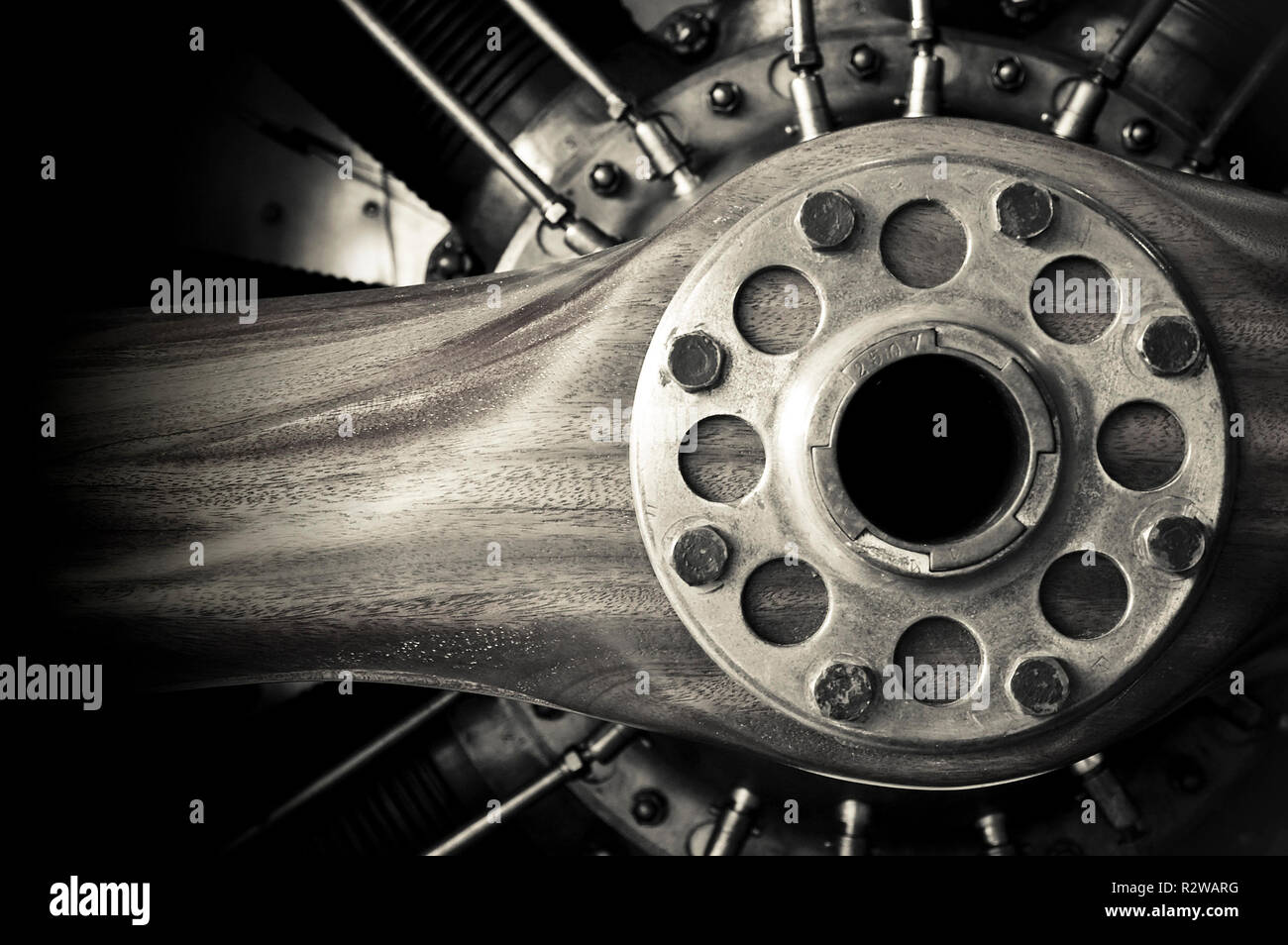 Cylinders airplane hi-res stock photography and images - Alamy