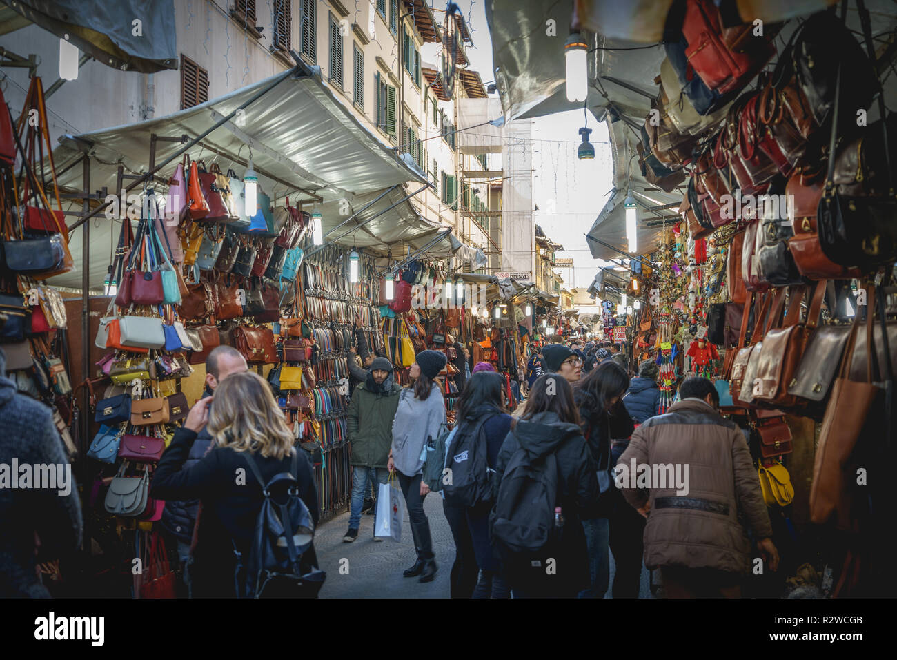 Leather market florence italy hi-res stock photography and images - Alamy