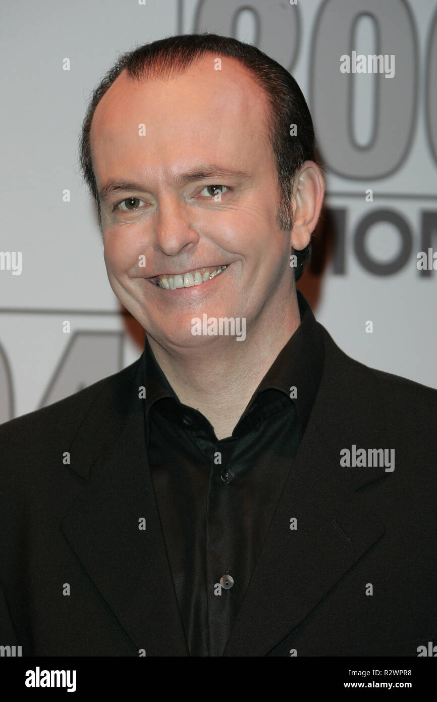QUENTIN WILLSON TV MOMENTS 2004 BBC TELEVISION CENTRE LONDON ENGLAND 22 January 2005 Stock Photo