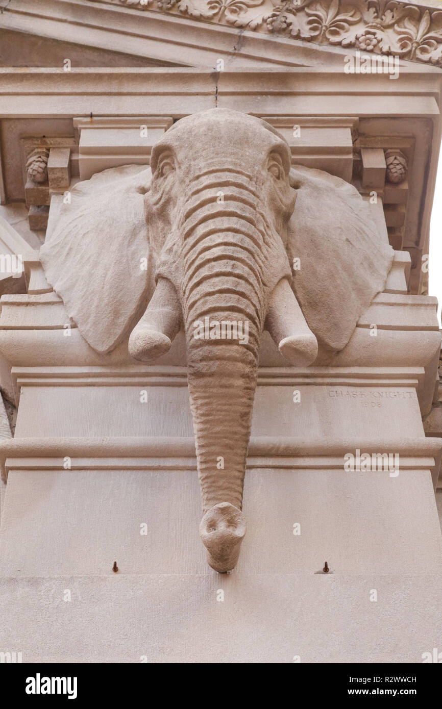 Elephant sculpture, Zoo Center at the The Bronx, New York, United states of America. Stock Photo