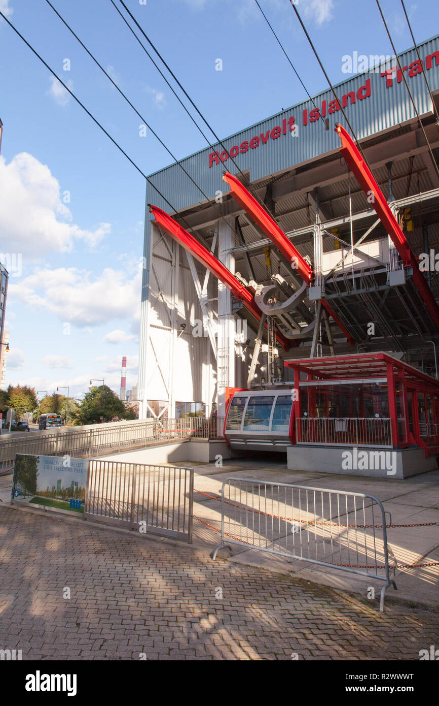Roosevelt Island cable car, New York City, United States of America