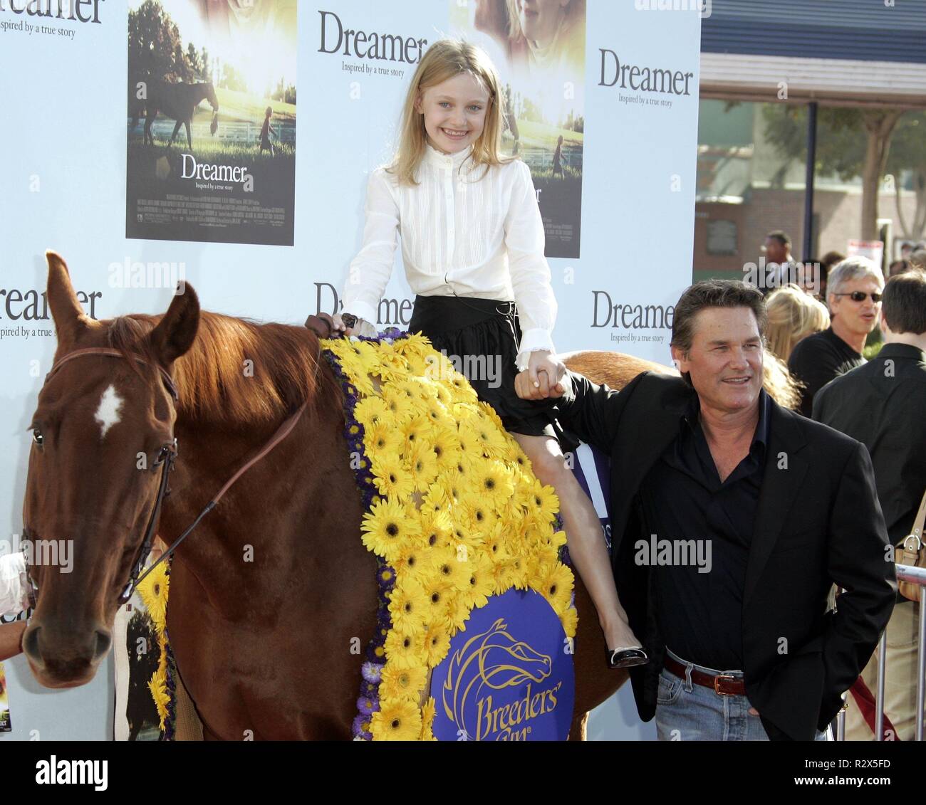 DAKOTA FANNING & KURT RUSSELL DREAMER FILM PREMIERE 09 October 2005
