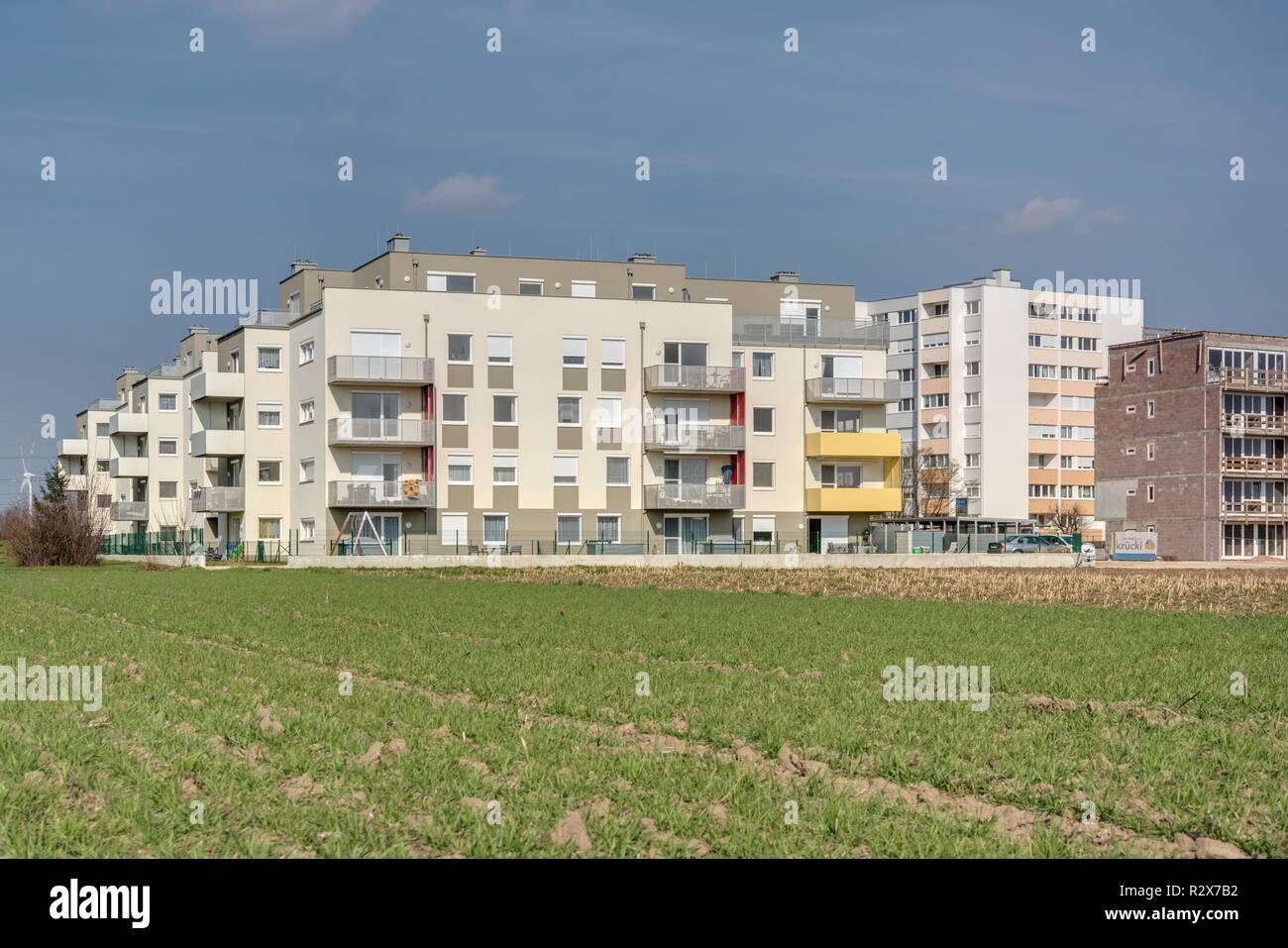 Wohnanlage JohannMarschallStraße 24, 2230 Gänserndorf, Pfeil