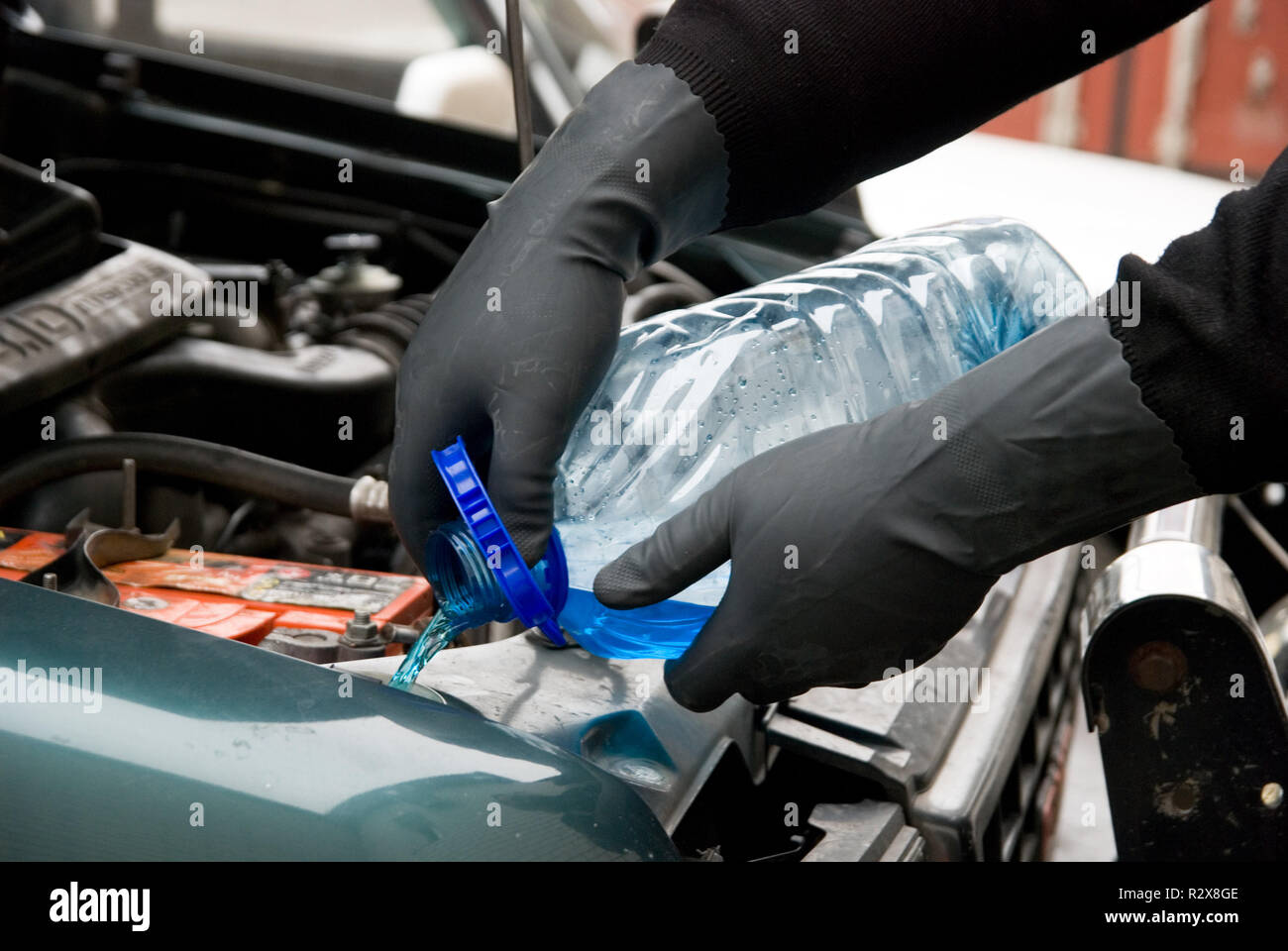 Plastic engine cover hires stock photography and images Alamy