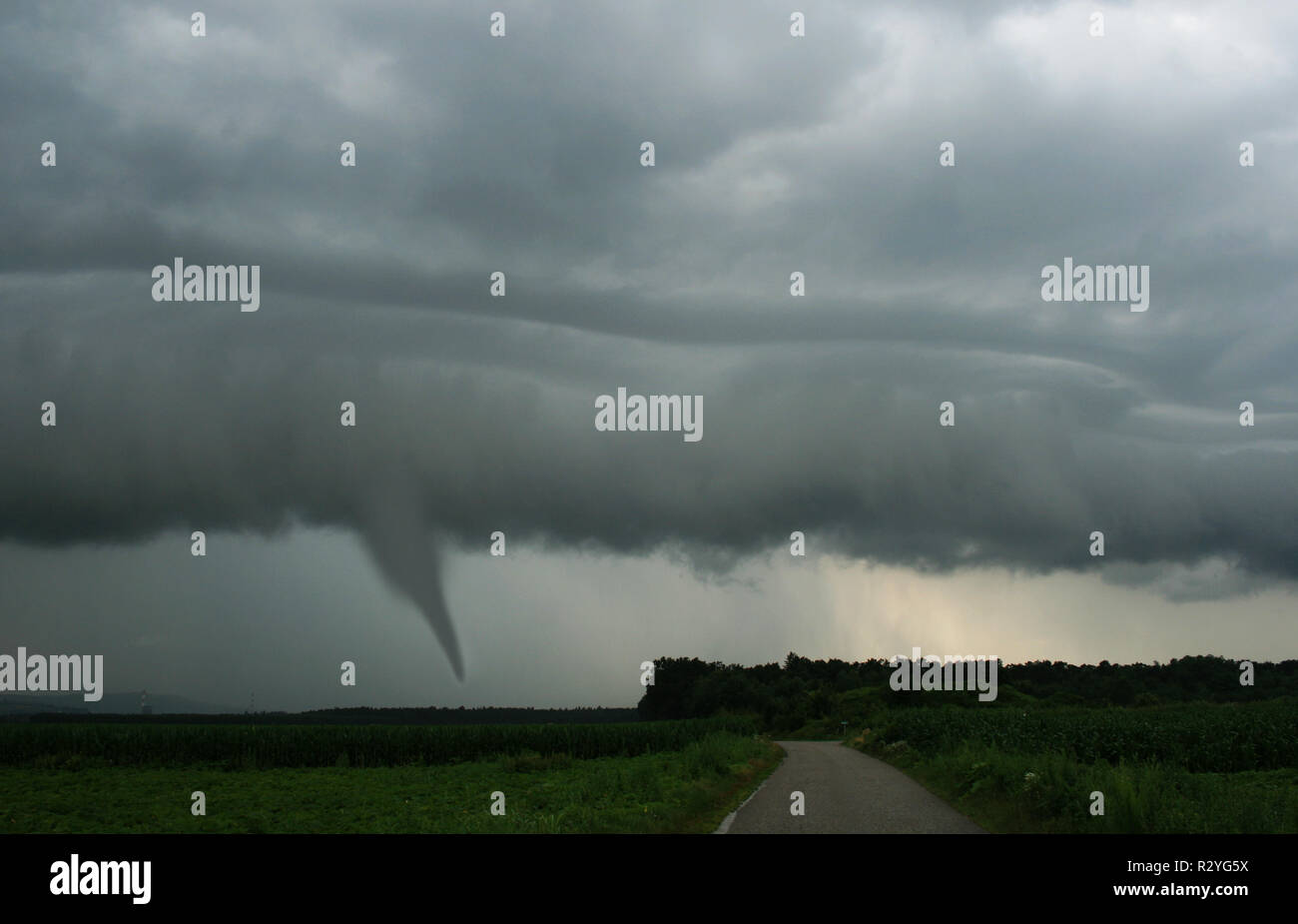 Tornado superzelle hi-res stock photography and images - Alamy