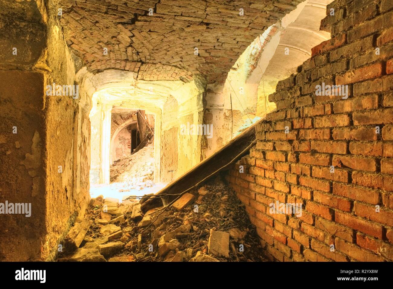 Schloss Pottendorf war ein bis nach 1945 bedeutendes Wasserschloss in ...