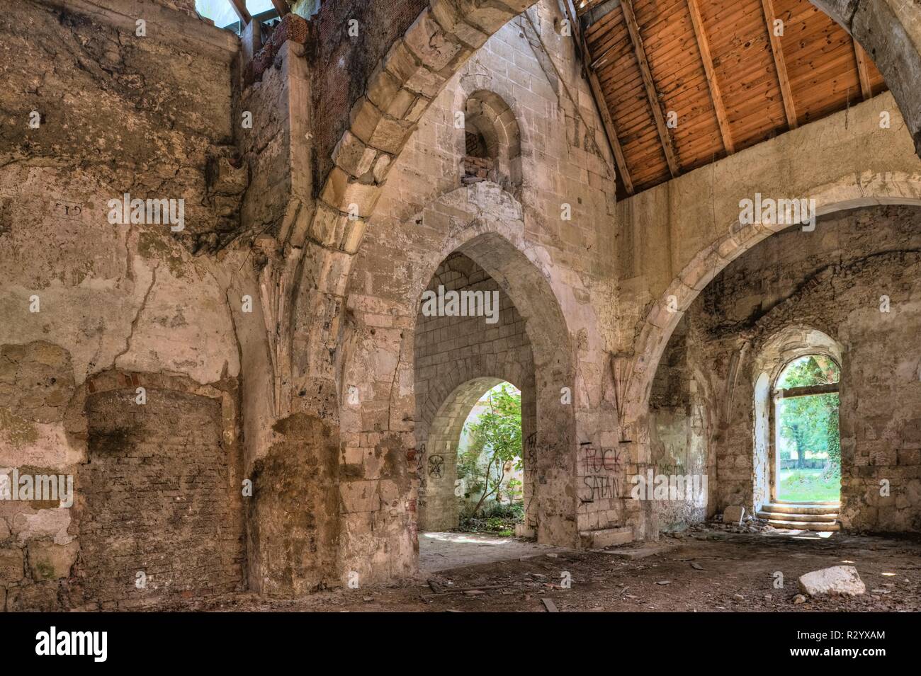 Schloss Pottendorf war ein bis nach 1945 bedeutendes Wasserschloss in ...