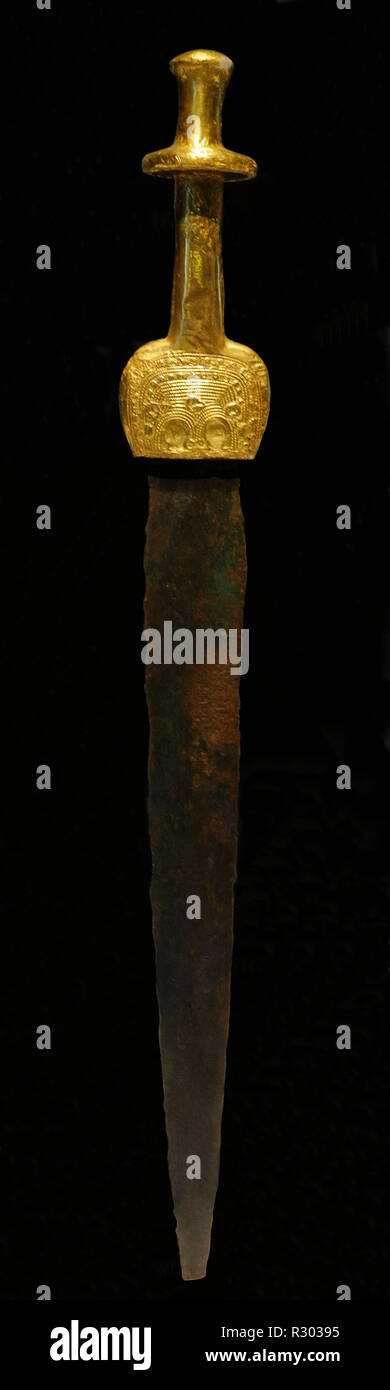 Sword of Guadalajara. Gold handle and copper blade. 1600-1300 BC. Middle Bronze. From Guadalajara, Castile-la Mancha, Spain. National Archaeological Museum. Madrid. Spain. Stock Photo