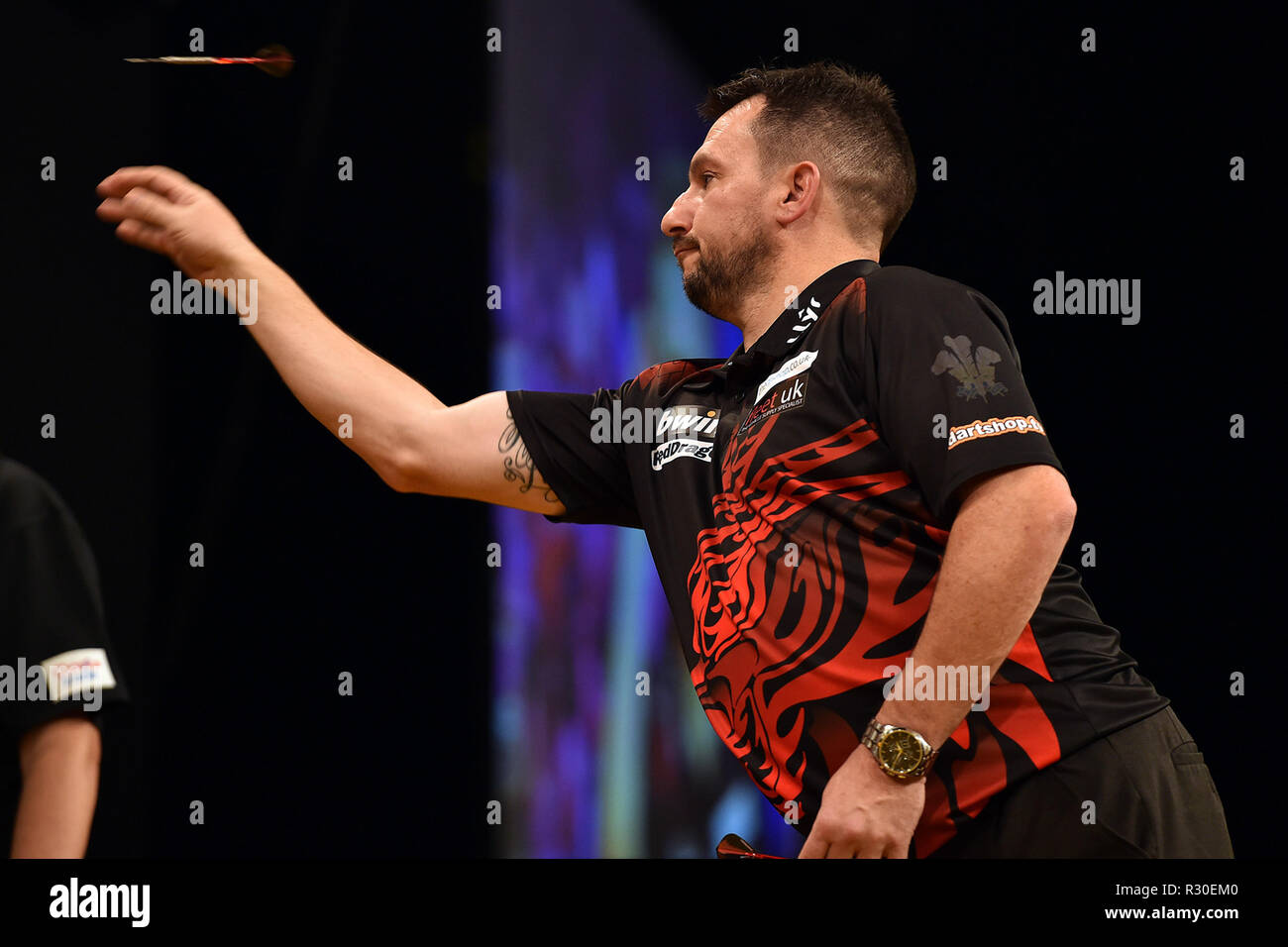 Darts jonny clayton bwin hi-res stock photography and images - Alamy