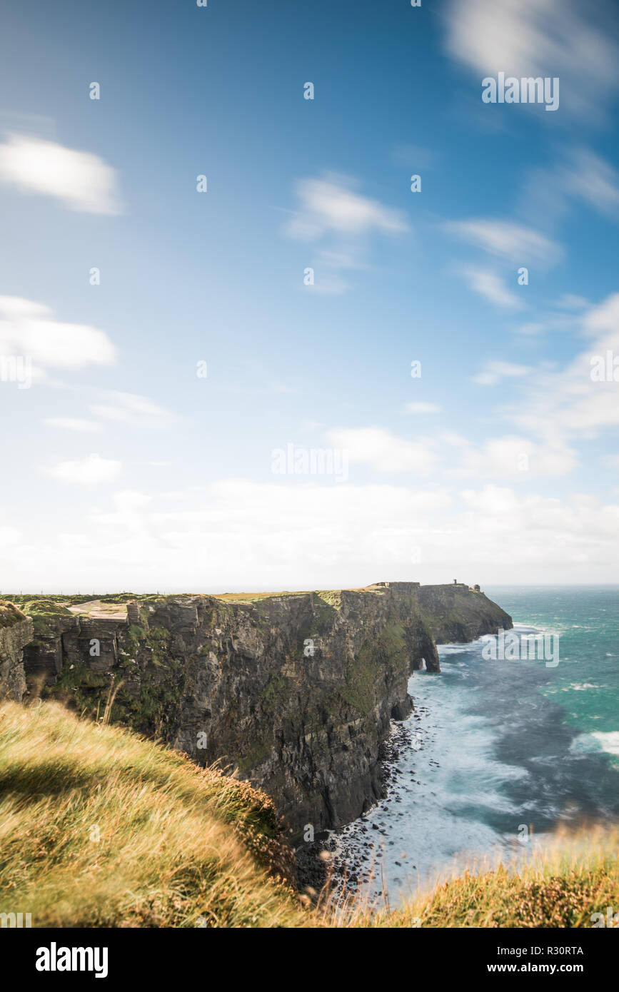 Sunny day at cliffs of moher hi-res stock photography and images - Alamy