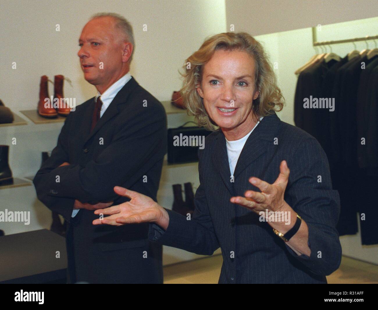 dpa files) - The German fashion designer Jil Sander and the head of the her  company Jil Sander AG, Roland Boehler (L), pictured at the opening of a new  flagship store in