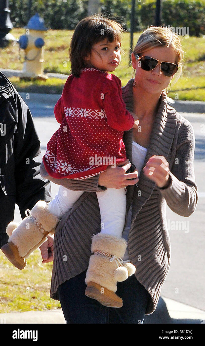 WINDMERE, FL - JANUARY 10:  while Tiger Woods is still missing in action soon to be x-wife Elin Nordegren plays head of the household as she cares and tries to make things normal as she picks up  children Charlie Axel and Sam Alexis from daycare near her home in Windermere, Florida. The family also made a stop at a medical building.  On Jan. 11, 2010 in Windermere, Florida  People:    Elin Nordegren,  Charlie Axel and Sam Alexis Stock Photo