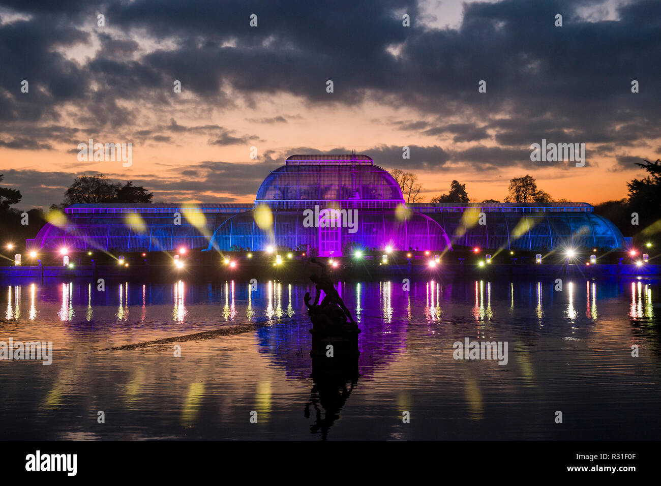 Kew Gardens, London, UK. 21st Nov 2018. Palm House Grand Finale with