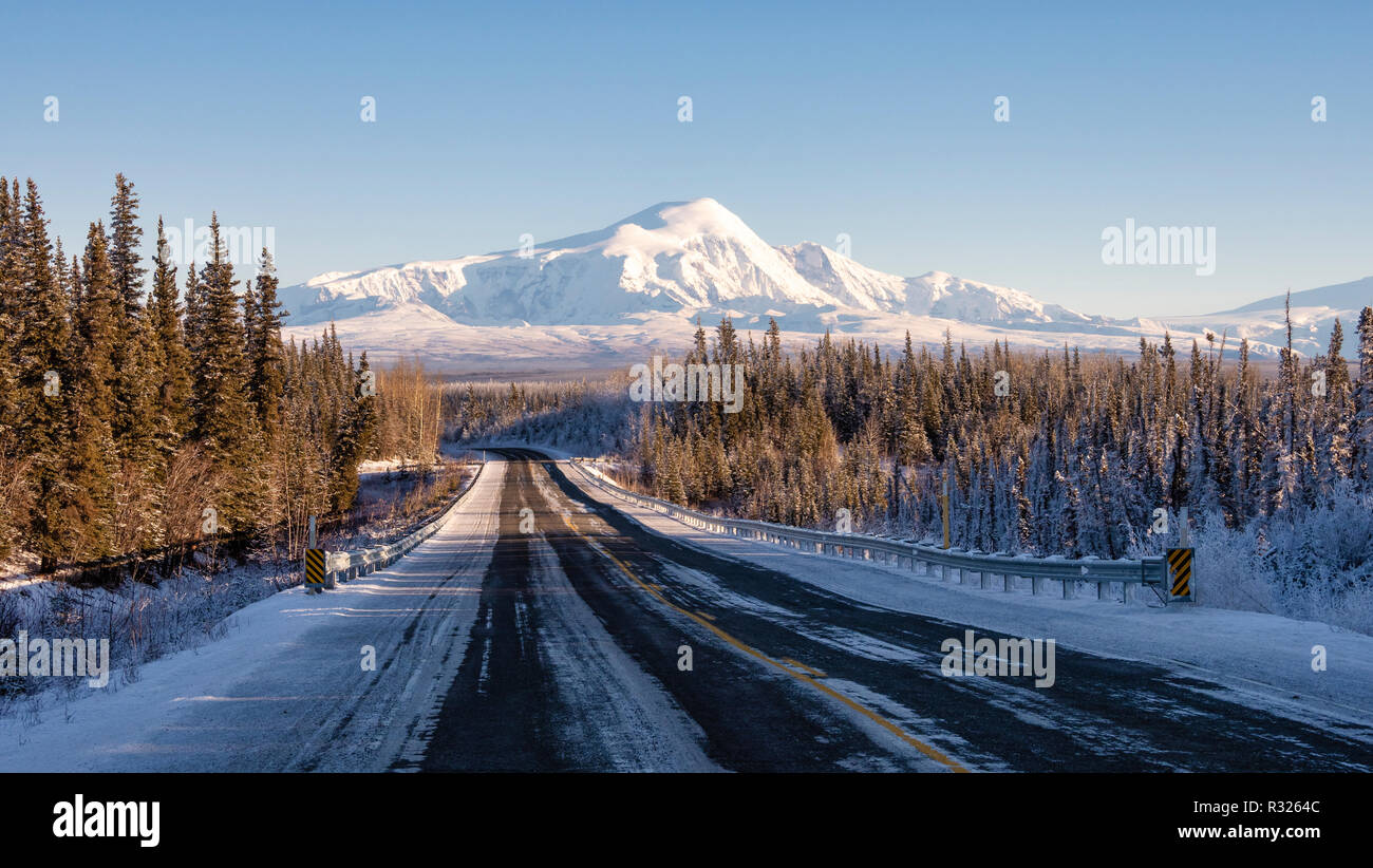Glennallen hires stock photography and images Alamy
