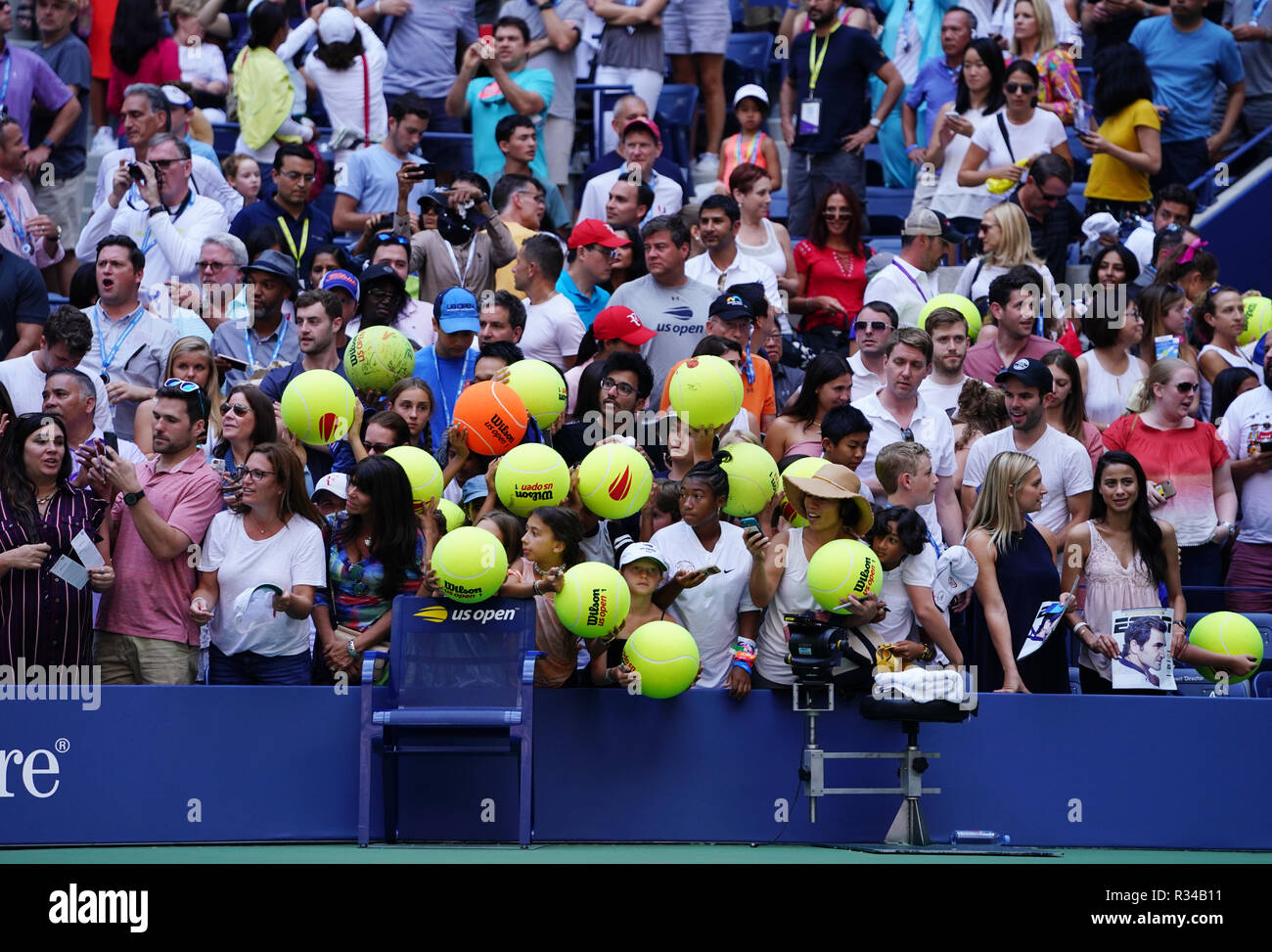 Tennis Fans Us Open High Resolution Stock Photography and Images Alamy