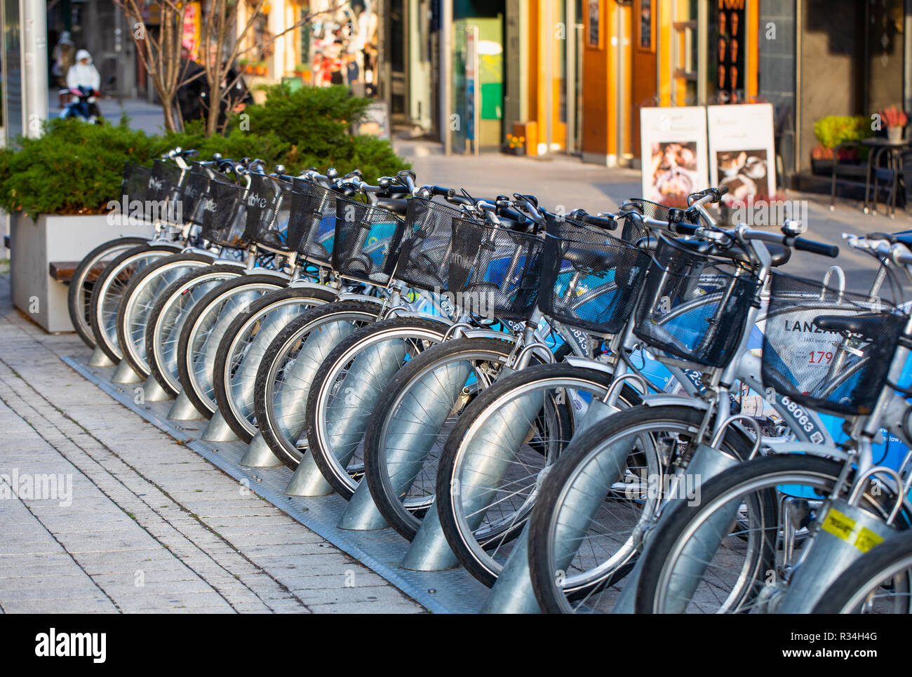 Public bicycle sharing system hi-res stock photography and images - Alamy