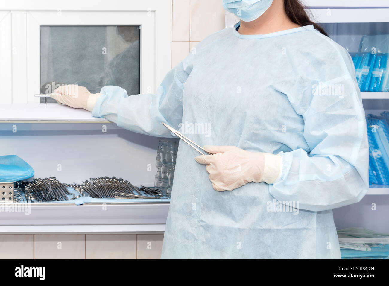 Medical clamps hires stock photography and images Alamy