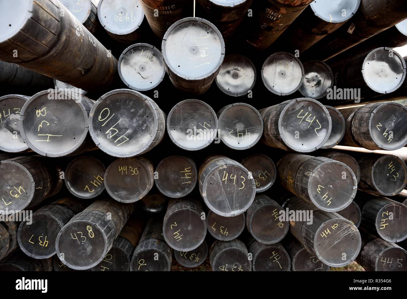 Drilling stack hi-res stock photography and images - Alamy