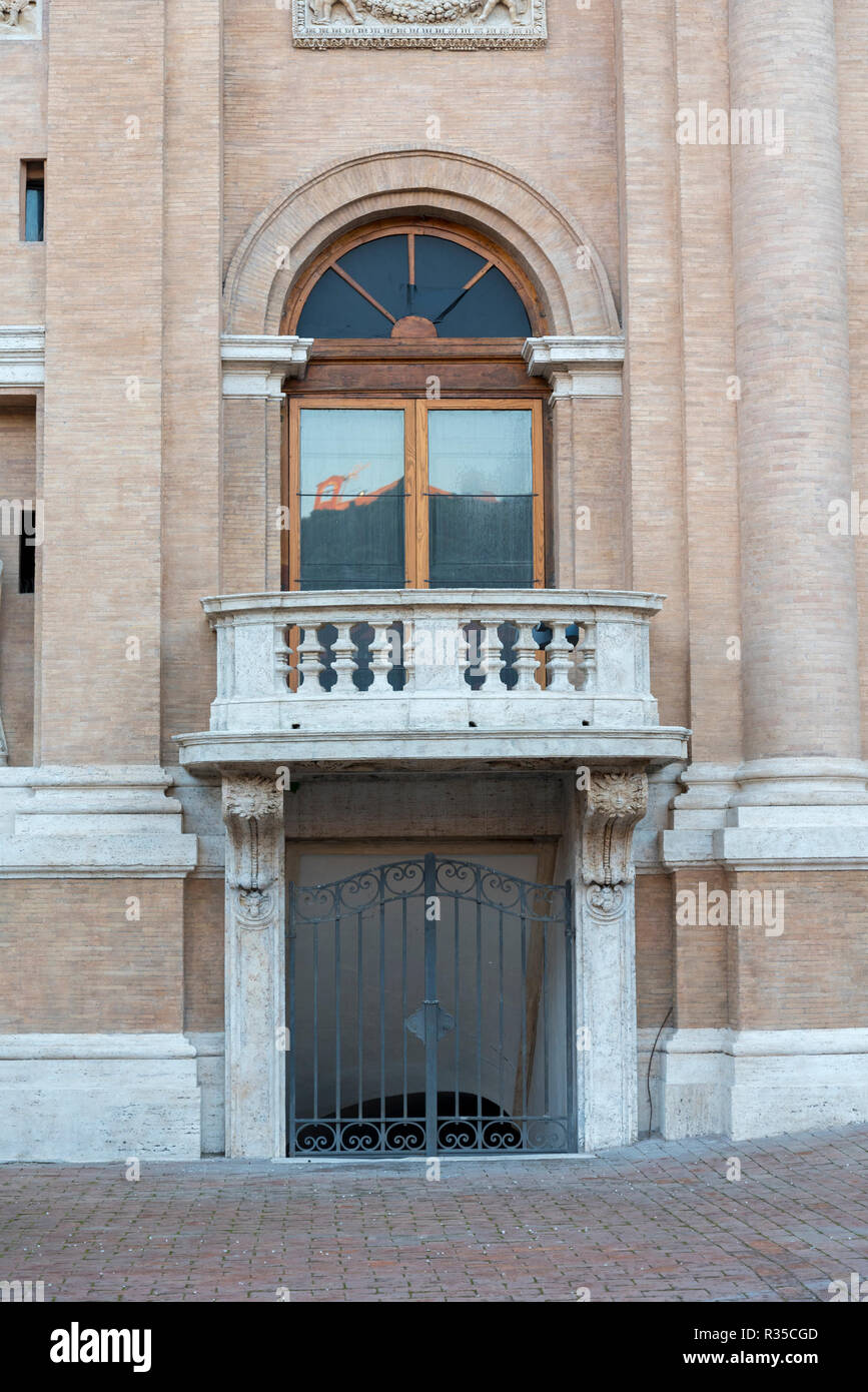 Arcade Windows Rome Windows of houses of old houses of Rome in Italy. Beautiful building ...