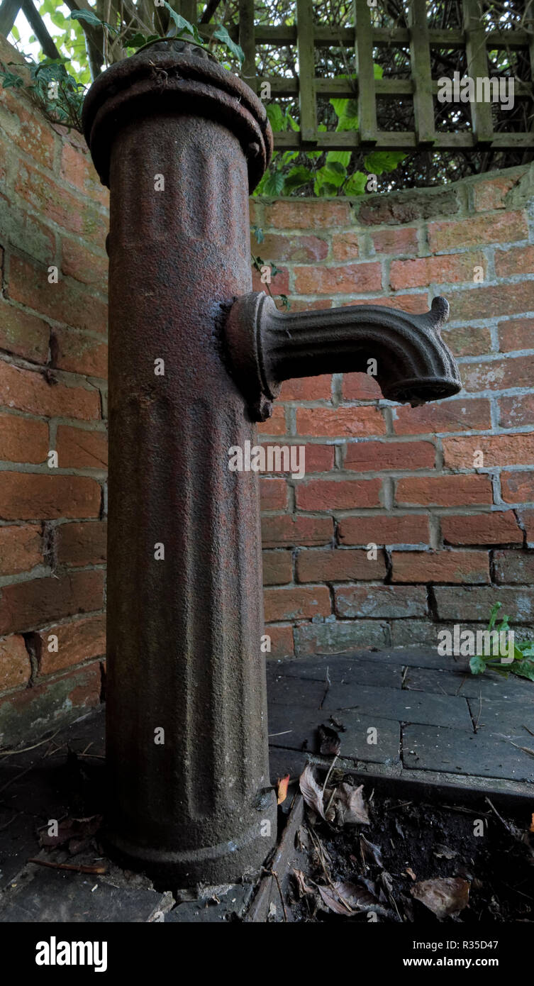 An old cast-iron standpipe in Fyfield, Oxfordshire, UK. Stock Photo