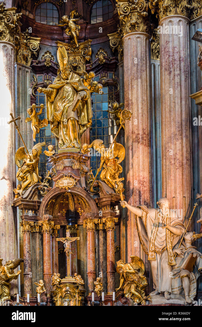 Interior altar st nicholas orthodox hi-res stock photography and images ...