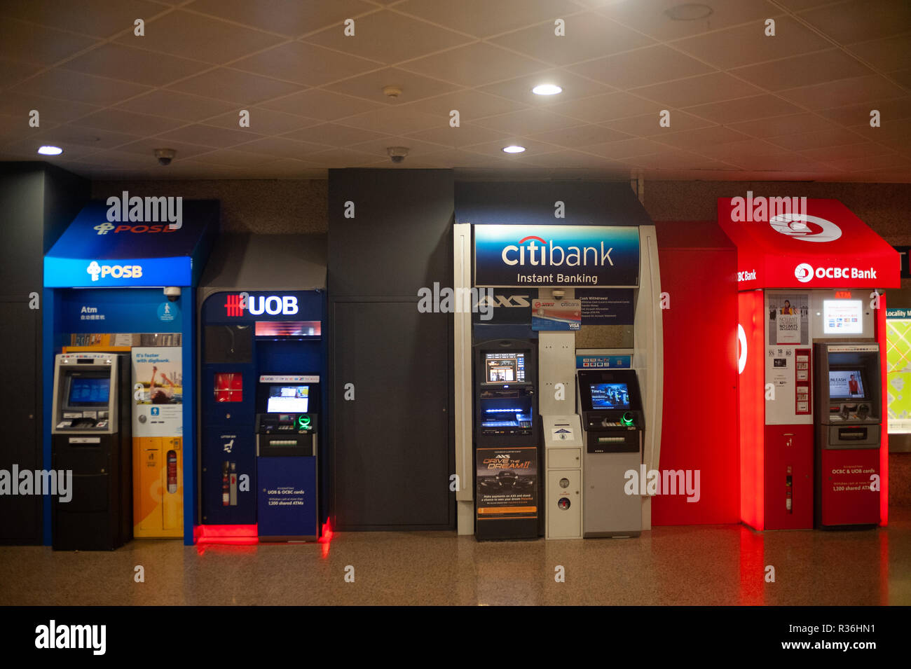 09.11.2018, Singapore, Republic of Singapore, Asia - Cash machines of four different banks are seen in an underpass in Marina Bay. Stock Photo