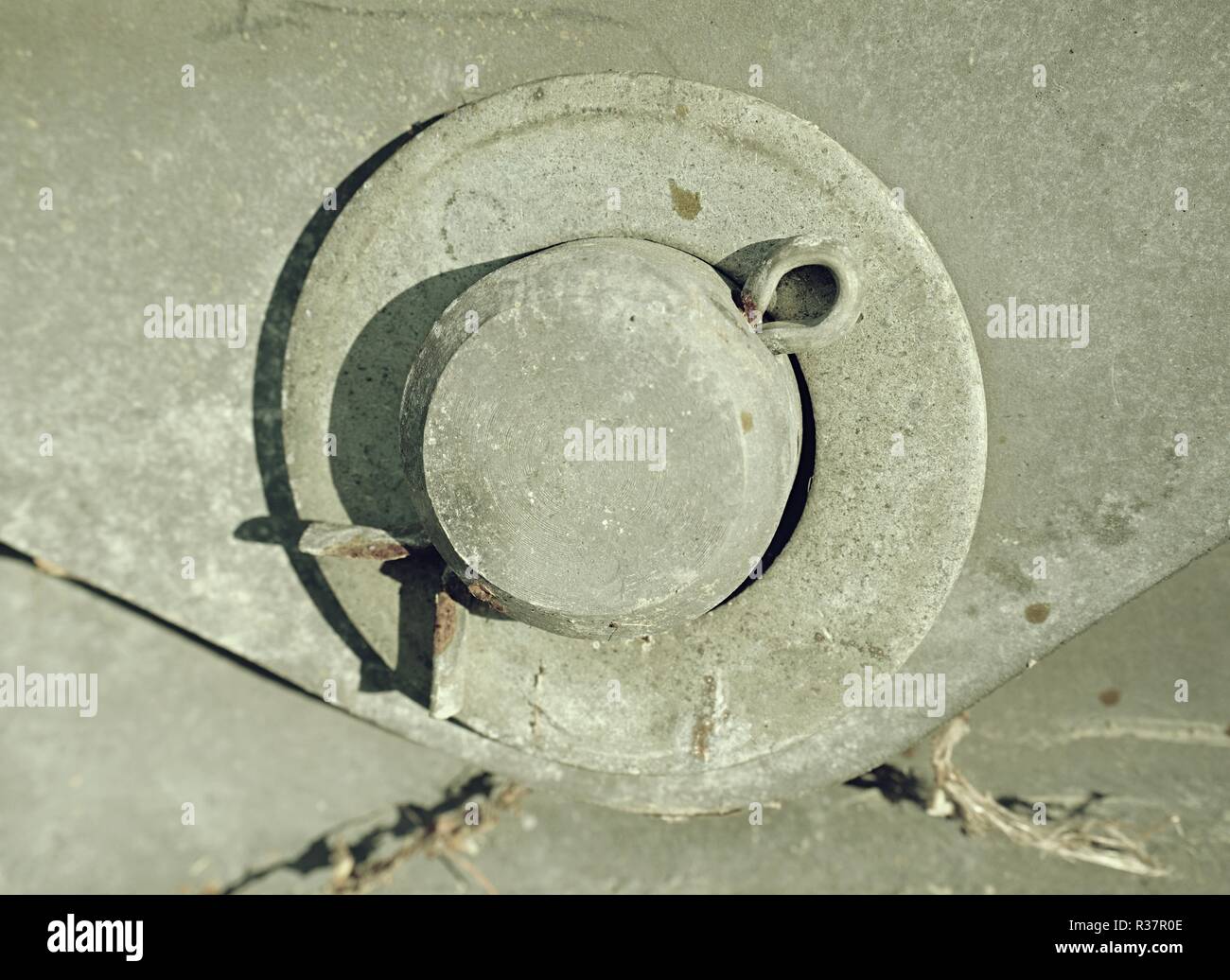 Open split pin as safety part in holeaxe swing joint. Beam joint with