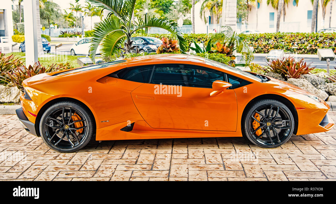 Aventador Lamborghini Miami Adv1 Wallpapers