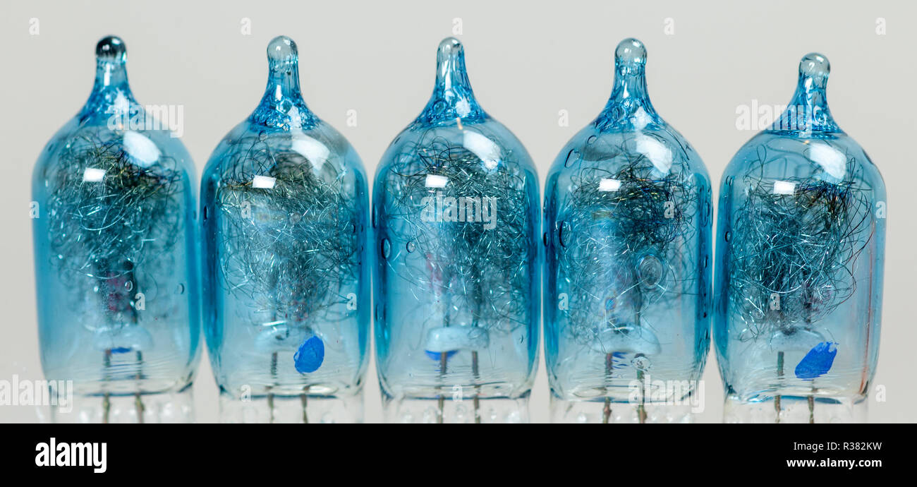 Flash bulb hires stock photography and images Alamy