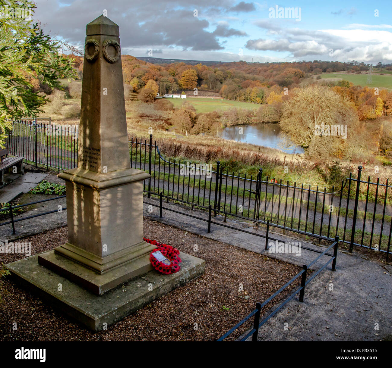 Tong Park War Memorial, Baildon, Yorkshire, England. Stock Photo