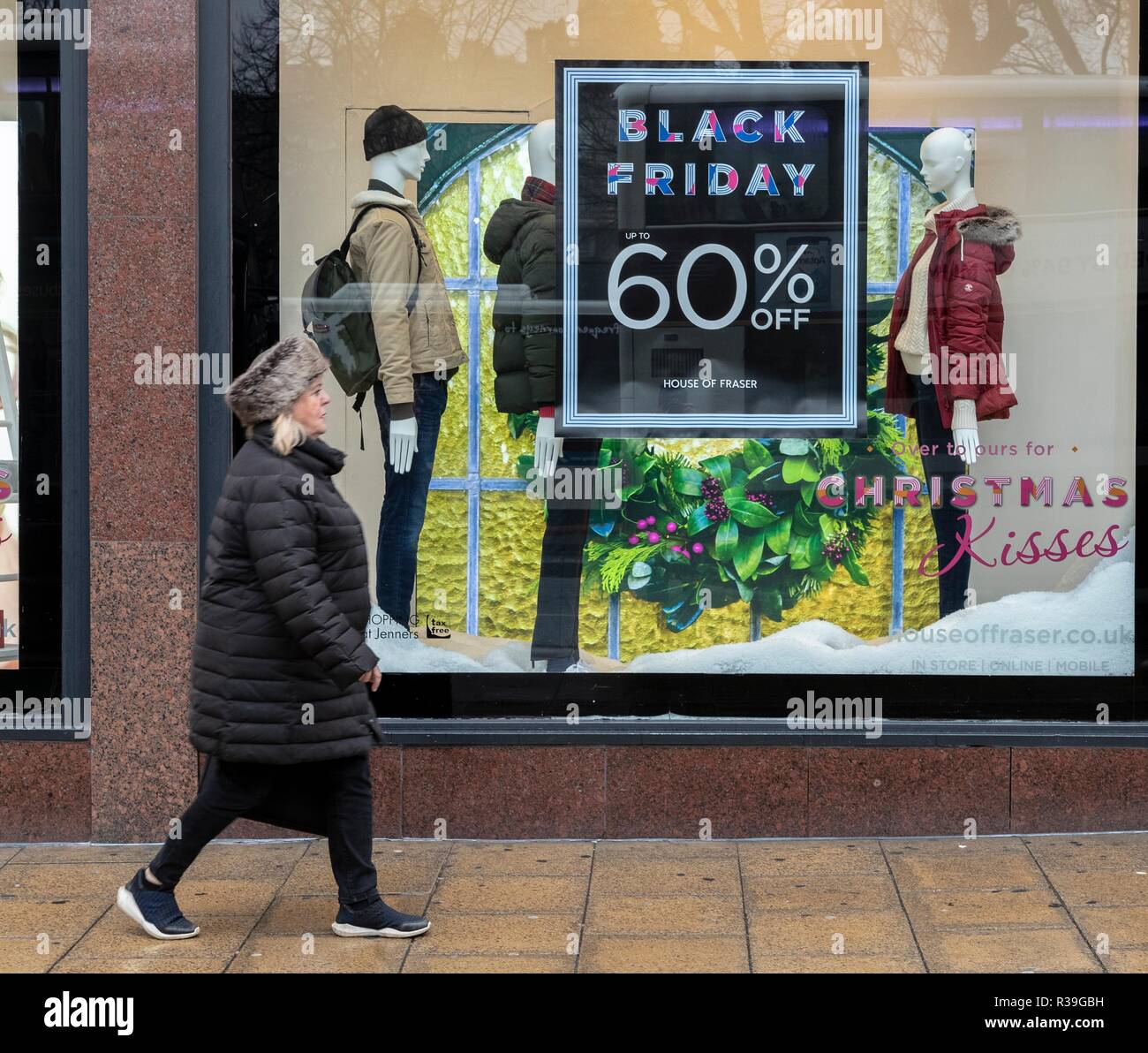Edinburgh, Scotland, UK. 22nd Nov 2018. Shops on Edinburgh's Princes Street start to advertise Black Friday deals offering up to 60% of items. Credit: Rich Dyson/Alamy Live News Stock Photo