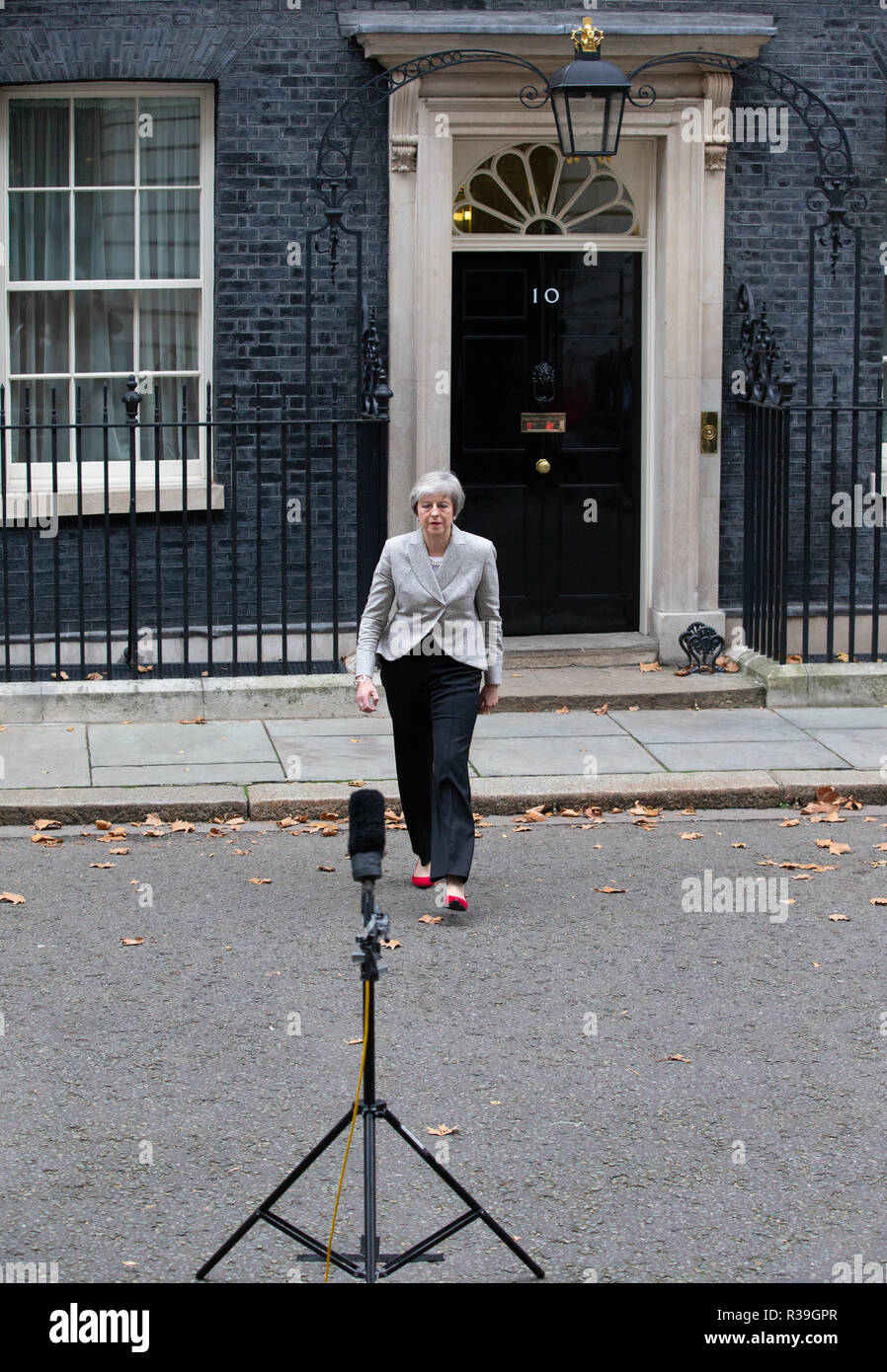 London, UK. 22nd Nov 2018. Prime Minister, Theresa May, makes a statement in Downing Street saying that the EU draft agreement is 'right for the whole of the UK'. The political declaration has been 'agreed in principle', the European Council says. Credit: Tommy London/Alamy Live News Stock Photo