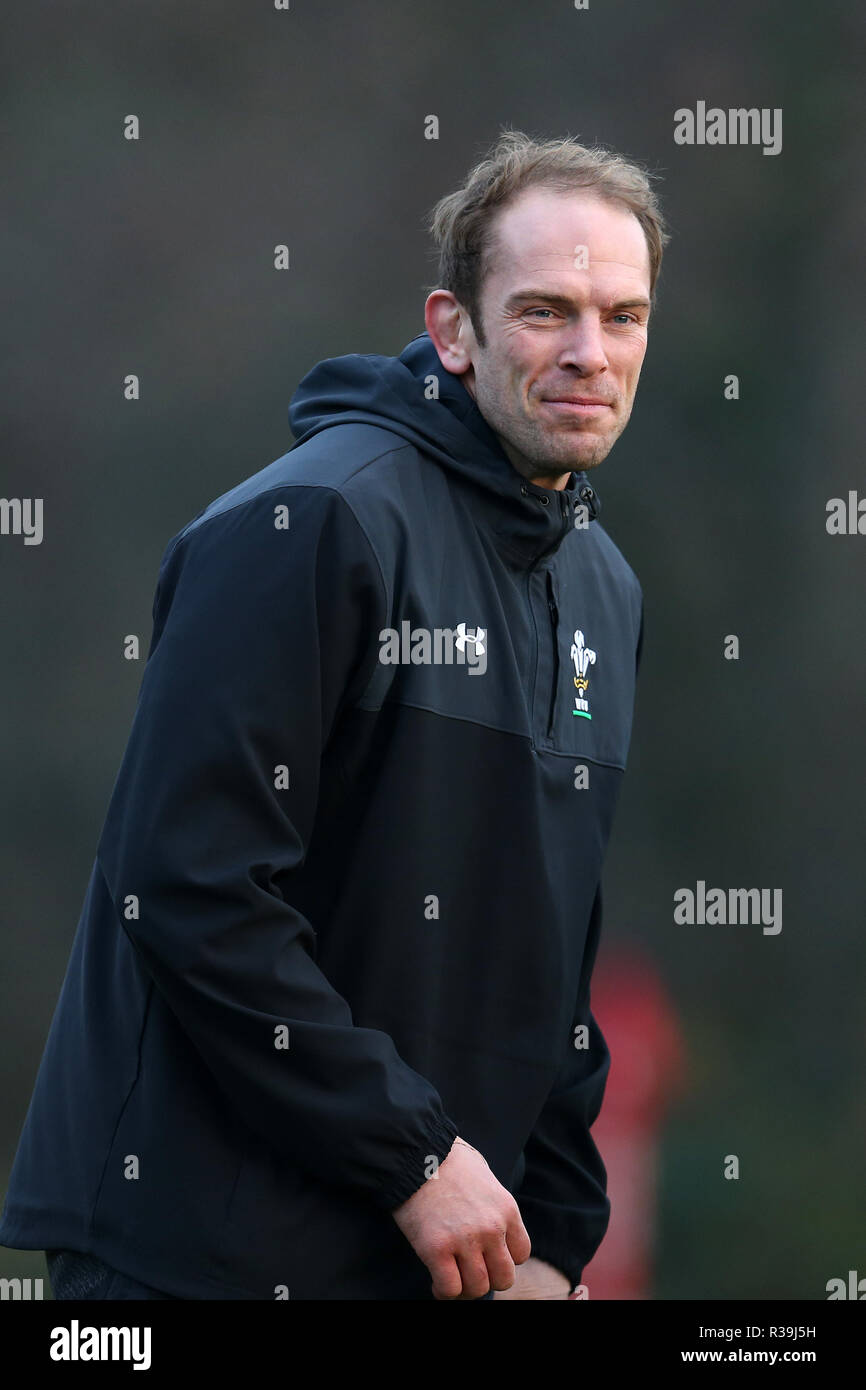 Cardiff, Wales, UK. 22nd Nov 2018. Wales rugby team captain Alun Wyn Jones during the Wales rugby team training at the Vale Resort, Hensol, near Cardiff , South Wales on Thursday 22nd November 2018.  the team are preparing for their next Autumn International series match against South Africa this weekend.   pic by Andrew Orchard/Alamy Live News Stock Photo