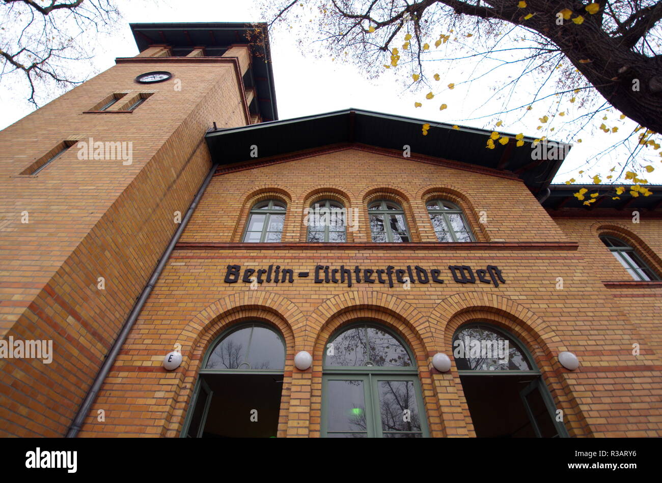 bahnhof lichterfelde west in berlin Stock Photo