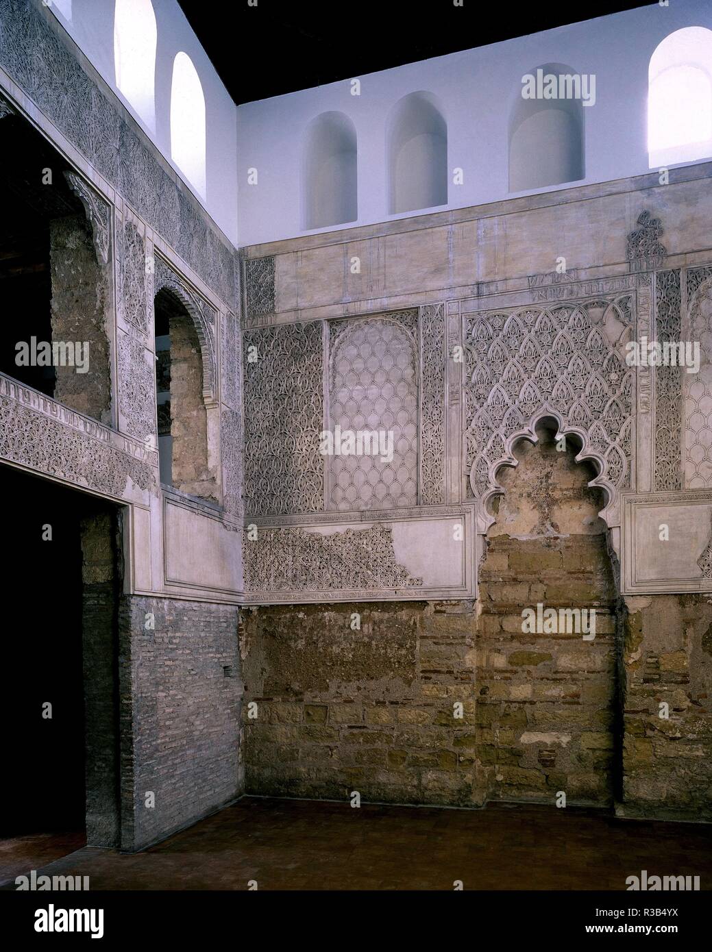 INTERIOR DE LA SINAGOGA DE CORDOBA - FRONTAL DE YESERIAS - 1315 ...