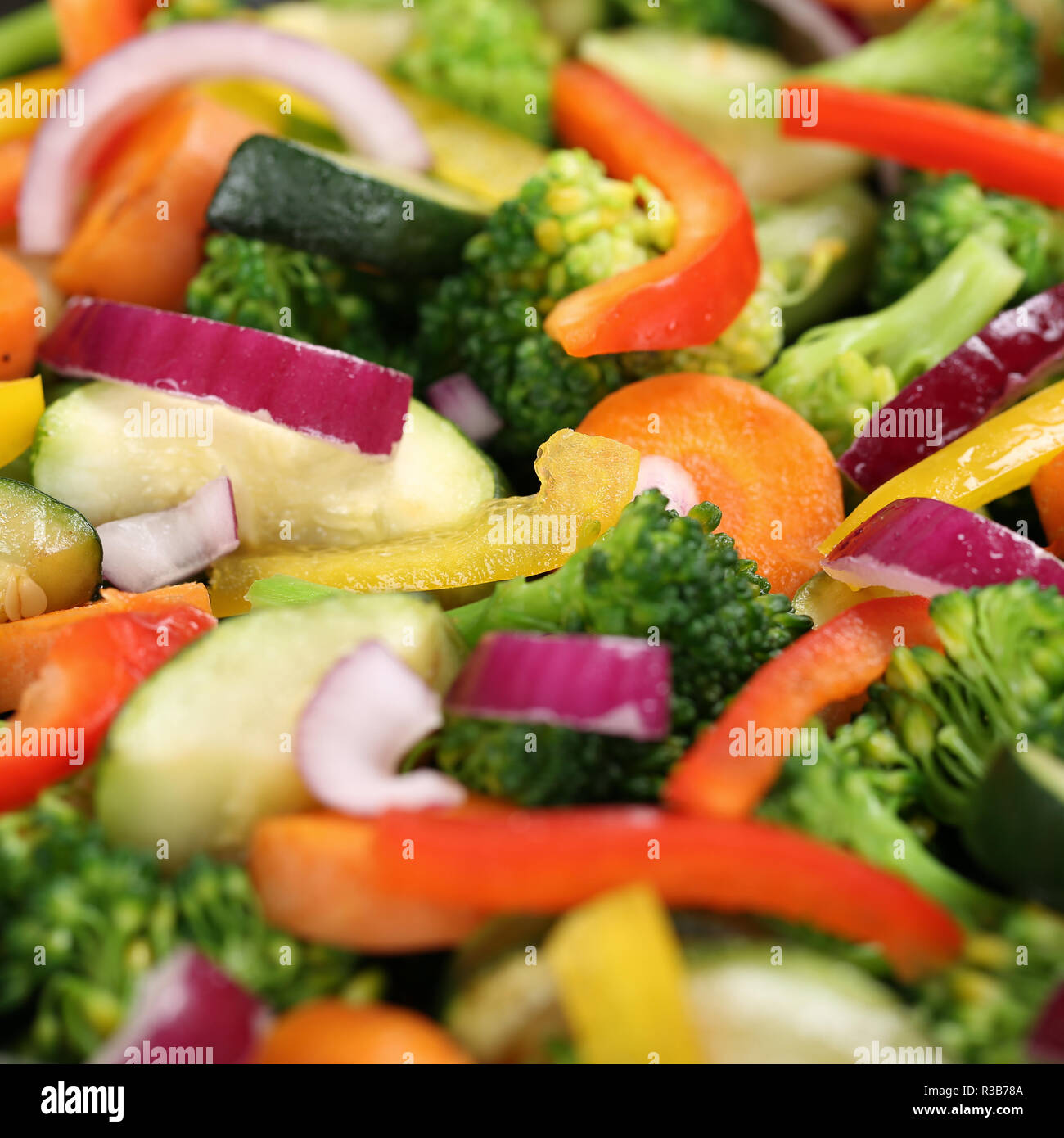 vegetables cook gemüsepfanne background Stock Photo Alamy vegetables cook gemüsepfanne background Stock Photo Alamy
