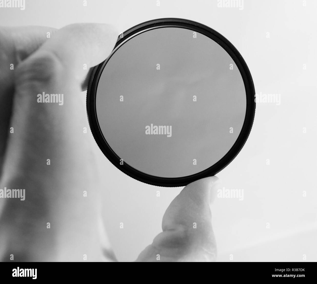 Polarizing filter Black and White Stock Photos & Images Alamy