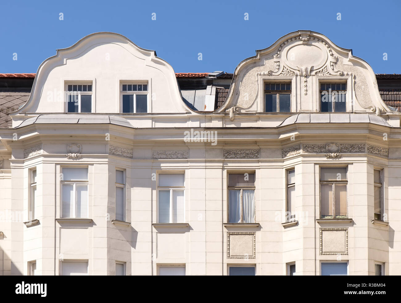 Old traditional building from Vienna town, Austria Stock Photo - Alamy