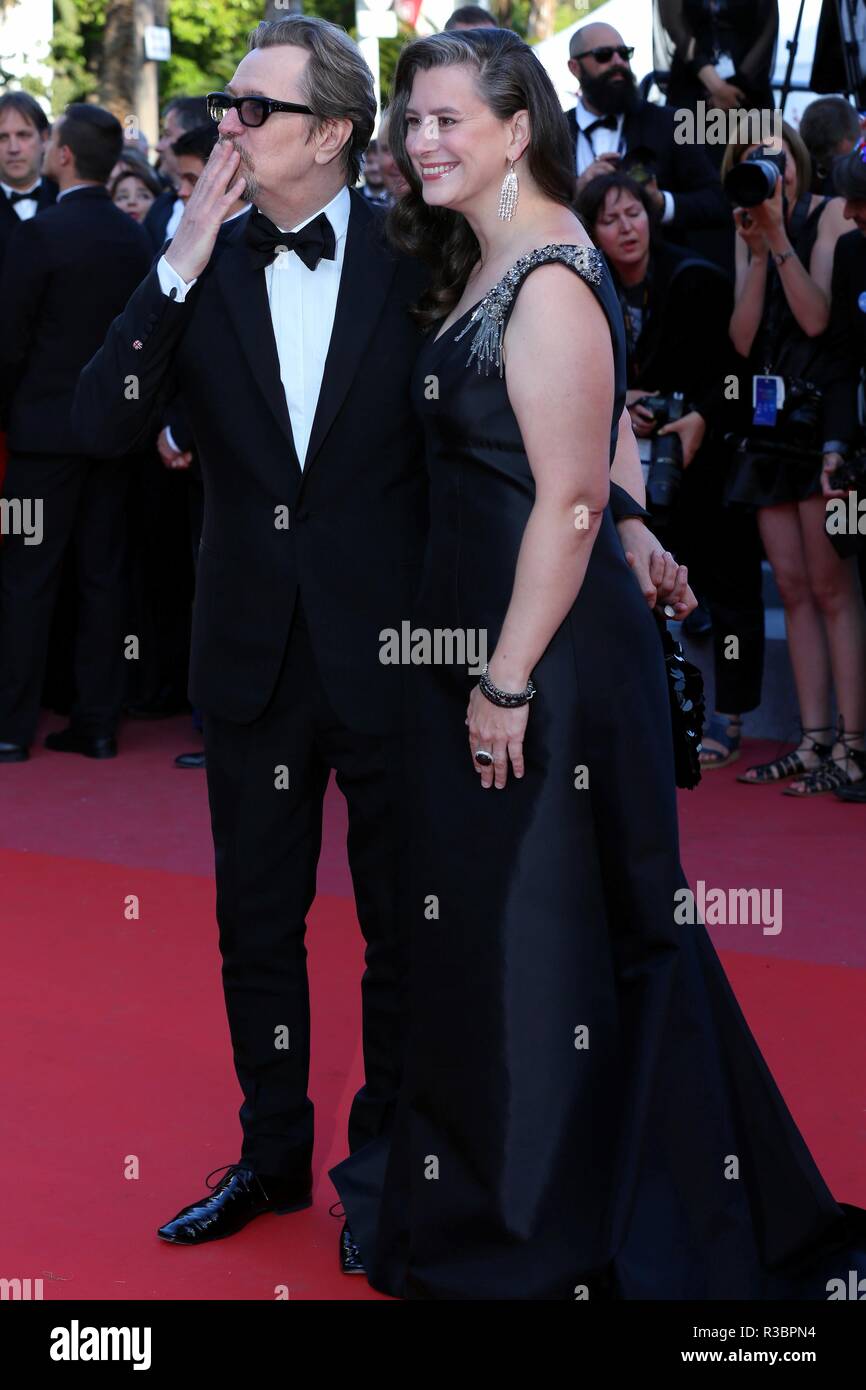 CANNES, FRANCE – MAY 17, 2018: Gary Oldman and Gisele Schmidt attend the screening of 'Capharnaum' at the Festival de Cannes (Ph: Mickael Chavet) Stock Photo