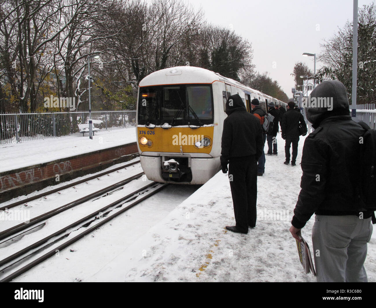 Commuting in the winter snow from Ladywell, London, England, Britain Stock Photo
