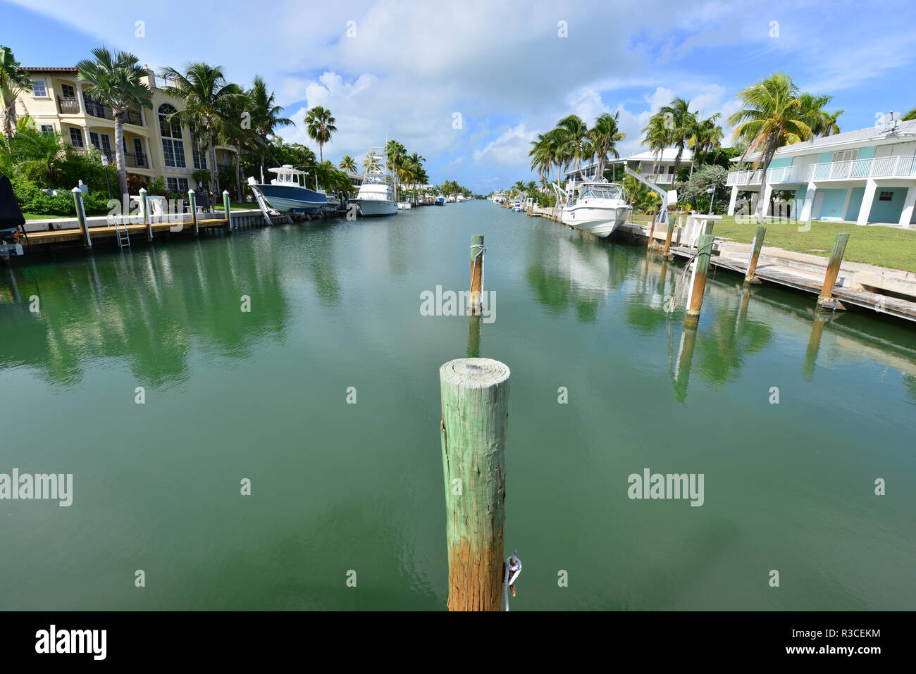 Home mooring at Marathon at the Florida Keys in Florida Stock Photo Alamy