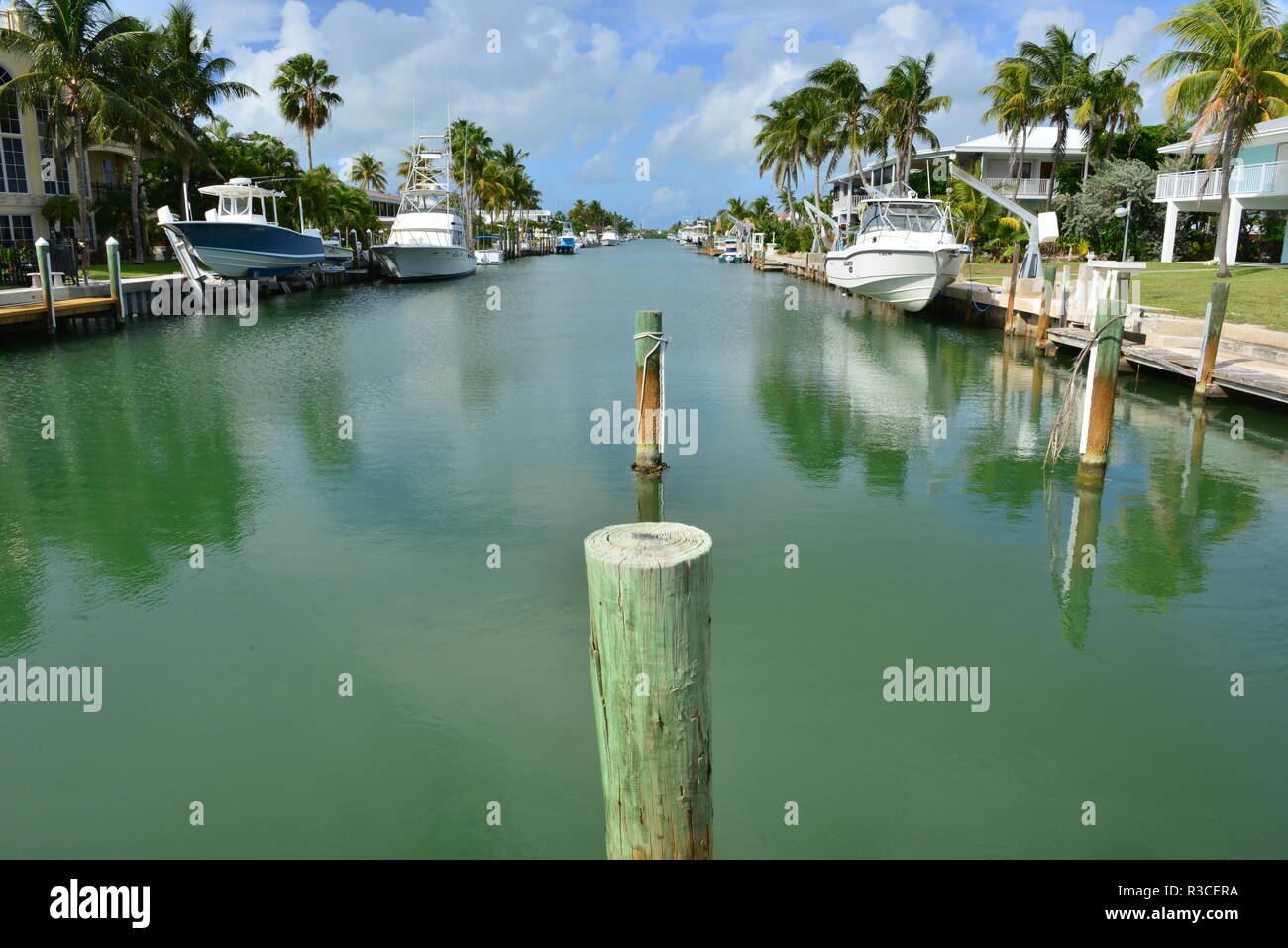 Home mooring at Marathon at the Florida Keys in Florida Stock Photo Alamy