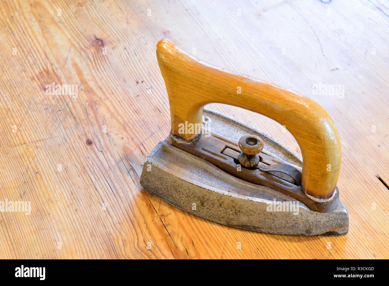 Old iron stove clothes household hires stock photography and images Alamy