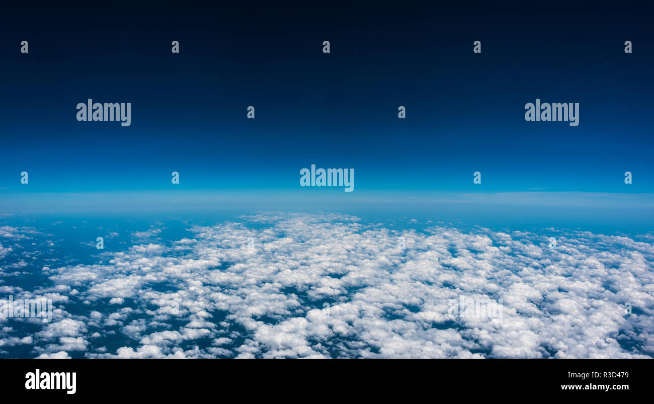 Altitude Horizon Hi res Stock Photography And Images Alamy altitude-horizon-hi-res-stock-photography-and-images-alamy
