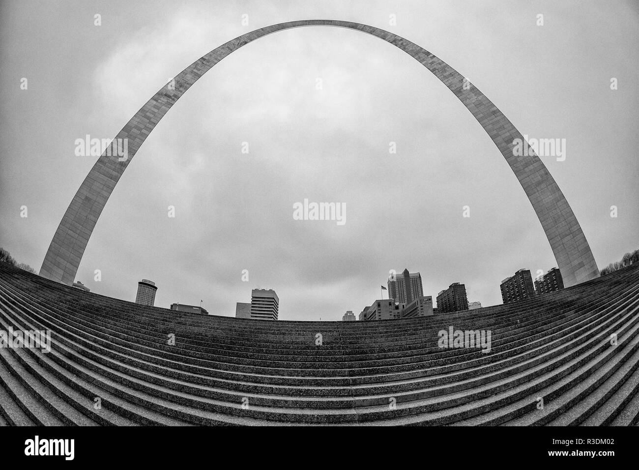 The Gateway Arch, a 630foot (192 m) monument in St. Louis, Missouri