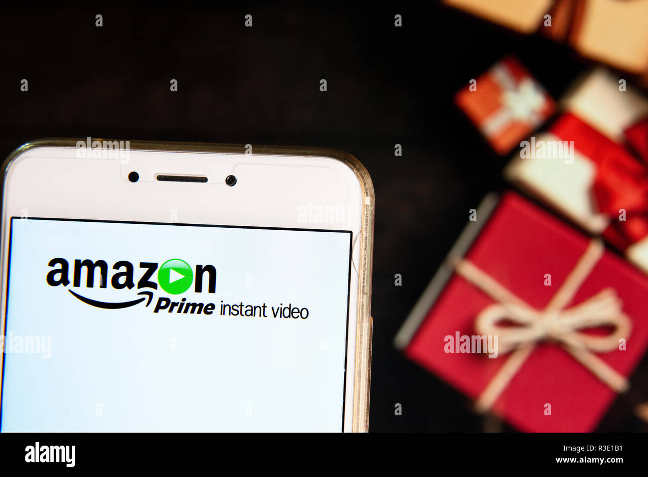 Amazon prime video logo hi-res stock photography and images - Page 3