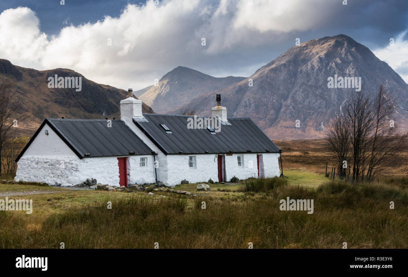White cottage near Ballachulish, Scottish Highlands, UK Stock Photo Alamy