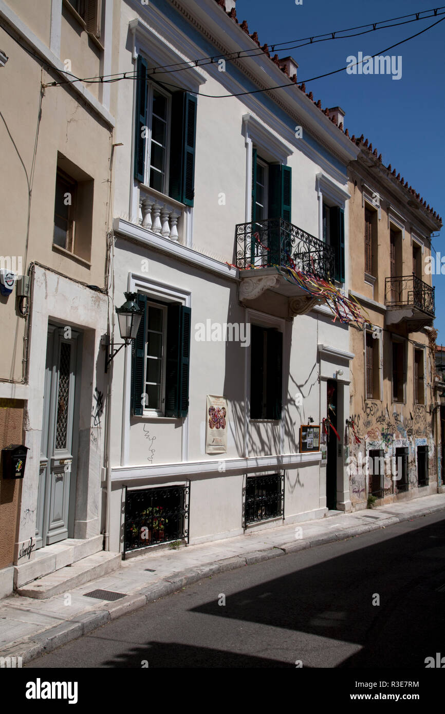 houses on tripodon plaka athens greece Stock Photo Alamy