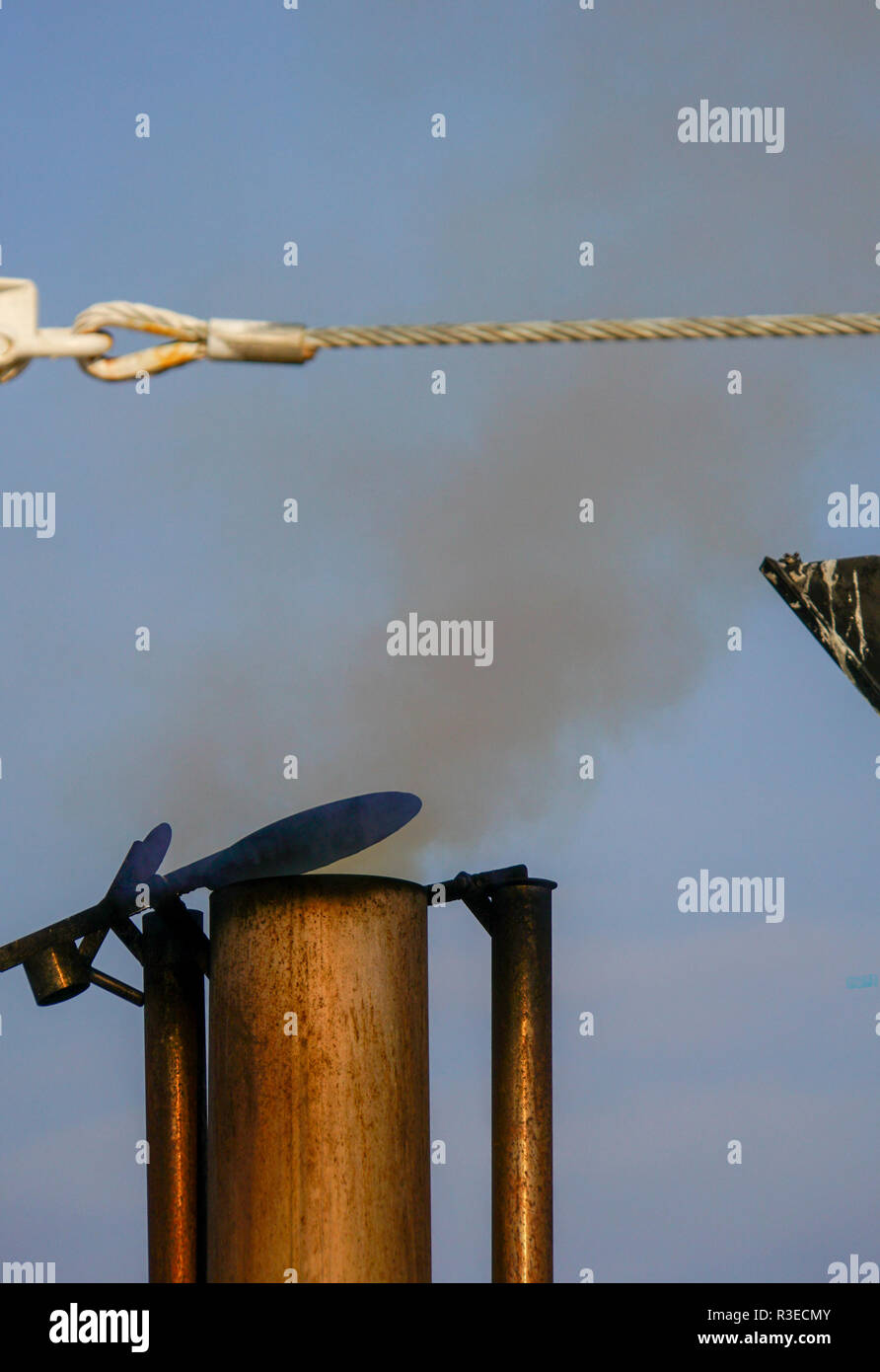 Motor boat exhaust hires stock photography and images Alamy